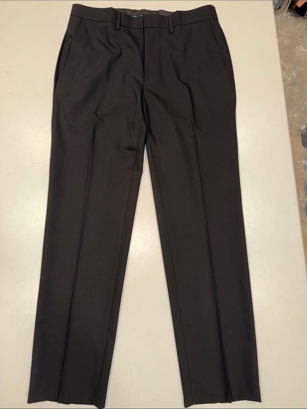 Madison Men's Black Dress Pants - Straight leg